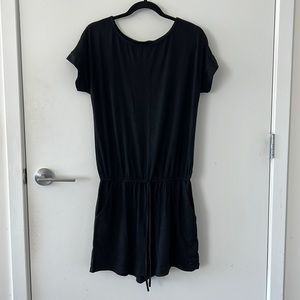 🆕 NWOT romper with pockets!